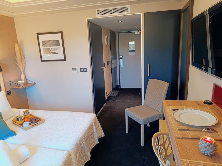 Apartment Climatise, Vue Sur Golf Proche Montpellier